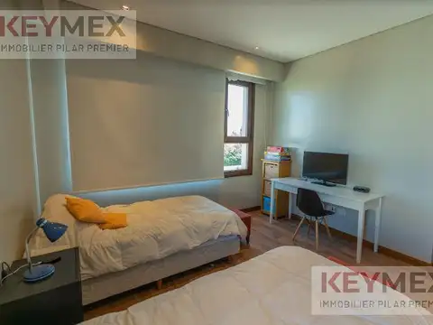 CASA VENTA EL GOLF NORDELTA 5 DORMITORIOS EN SUITE GALERIA PILETA JACUZZI PARRILLA AL  GOLF