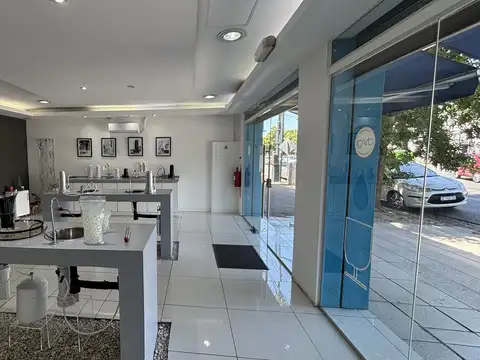 Local en Venta en Martinez, USD 520.000