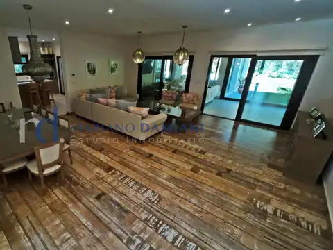 Casa en Venta de 6 dormitorios