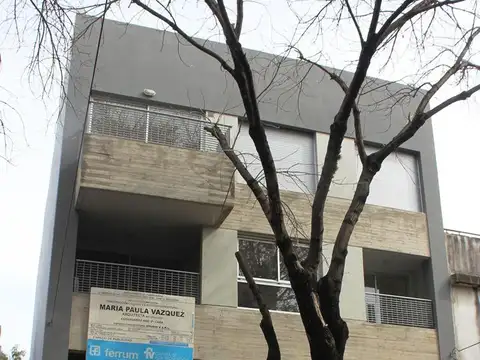 TREINTA Y TRES ORIENTALES 500, Piso PB