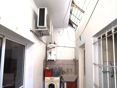 Depto Tipo Casa 2 ambientes con 1 baño