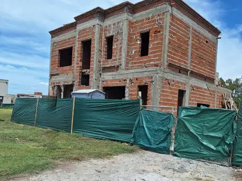 Casa en Venta en Pilar del Este - Santa Elena, USD 250.000