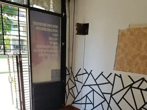 Local en Alquiler en Banfield, $ 500.000