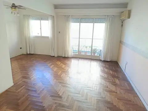 Rosario 100, Piso 4