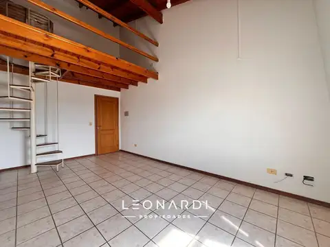 Hipólito Yrigoyen 815, 8º piso