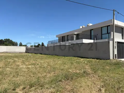 LOTE EN VENTA EN LA PLATA BARRIO DON ALBERTO vendo lote la plata barrio don albe