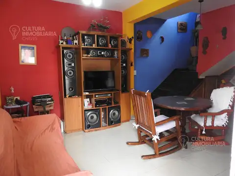 Casa en Venta con 1 cochera