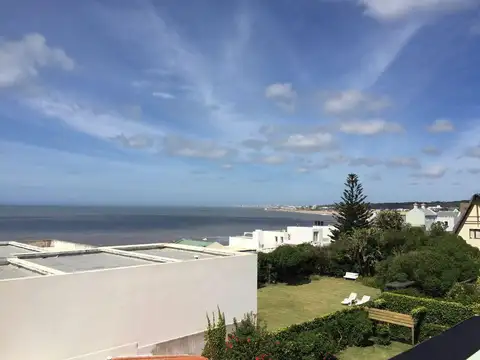 Casa en Alquiler Temporal de 4 dormitorios