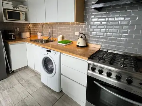 Depto Tipo Casa 3 ambientes con 2 baños