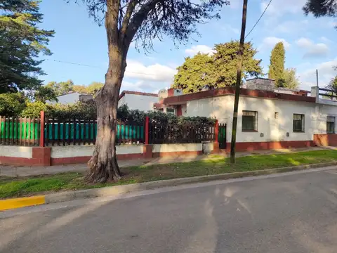 Casa - Venta - Argentina, San Bernardo - J. V. GONZALEZ 496