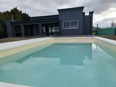 Casa en Alquiler de 3 dormitorios