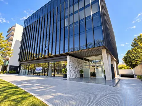 Vista al rio Oficinas 1000 m2 con 10 cocheras sobre Libertador entre la Quinta presid y Puerto de Ol