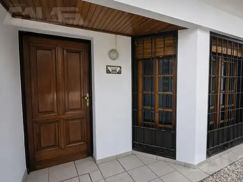 Casa en Venta en Ituzaingó, USD 175.000