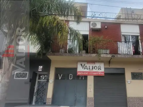 PH / Tipo Casa 4 amb - quincho - 172.20m2 tot. sin expensas - Parque Chas