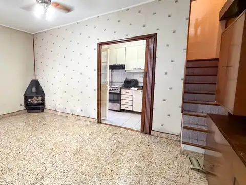 Depto Tipo Casa en Venta de 3 ambientes