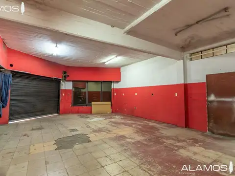 Local en Venta 30 años