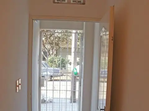 Depto Tipo Casa en Alquiler de 2 dormitorios