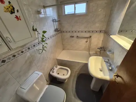 Departamento en Alquiler en Ramos Mejía Norte, $ 900.000