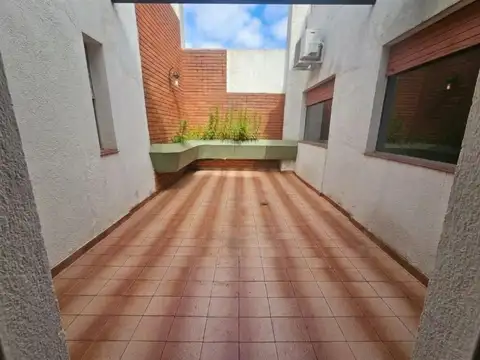 Casa en Mataderos Venta en Bloque | Casa 4 Amb. + Galpón + Local