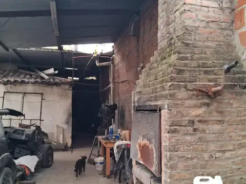 Casa 4 ambientes con 1 baño