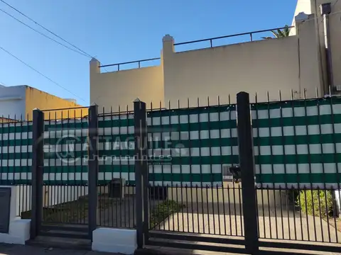 Casa en Alquiler en San Antonio de Padua, $ 600.000