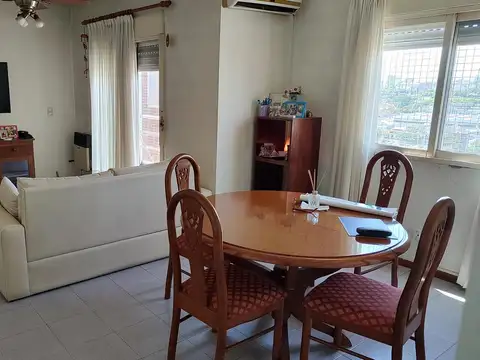 Departamento 2 ambientes en Villa Raffo en venta