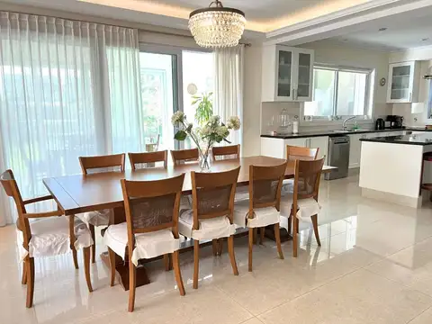 Casa en Venta de 4 dormitorios