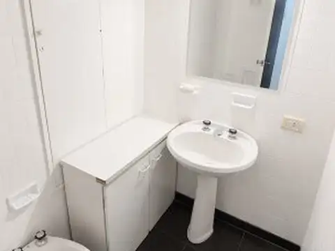Departamento 8 ambientes con 3 baños