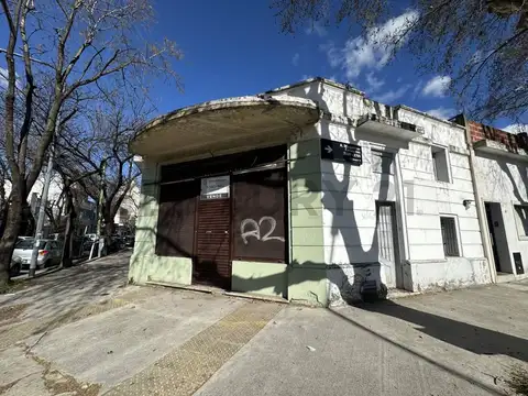 Venta Casa a Refaccionar en Villa Santa Rita