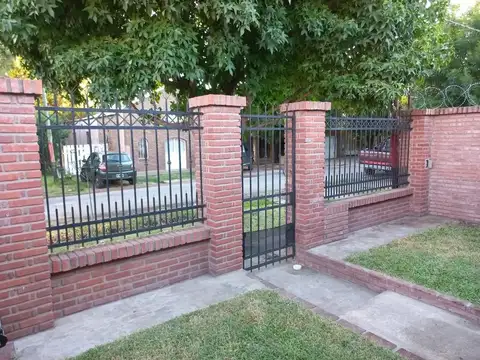 Casa Familiar en Fisherton