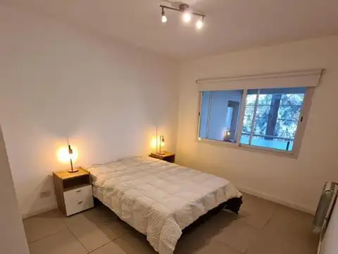 Departamento en Alquiler Temporal en Boulevard Del Sol, USD 1.000