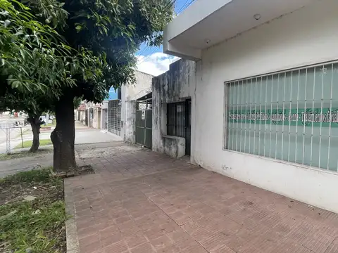 Julio A Roca 1099