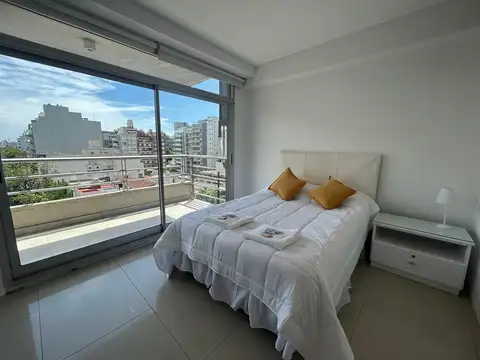 2 amb con amplio balcón