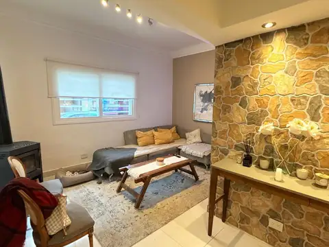 Depto Tipo Casa en Venta de 3 ambientes