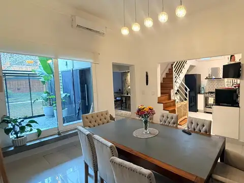 Depto Tipo Casa 3 ambientes con 2 baños