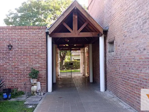 Depto Tipo Casa en Venta en Monte Grande, USD 74.900