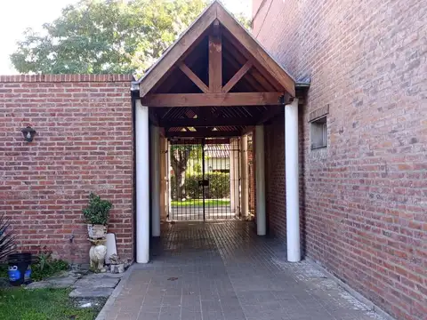 Depto Tipo Casa en Venta en Monte Grande, USD 74.900