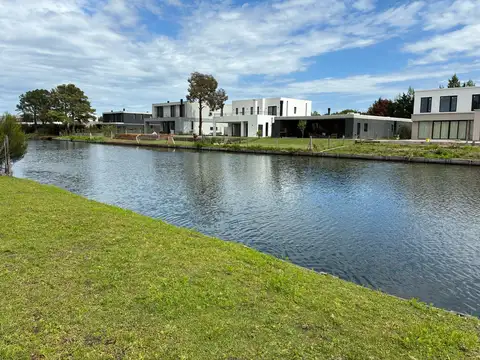 Laguna Grande 80 Lote 80