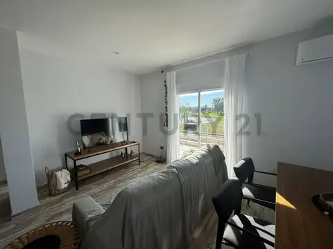 CABALLERIZAS DE POLO CON 3 DEPARTAMENTOS