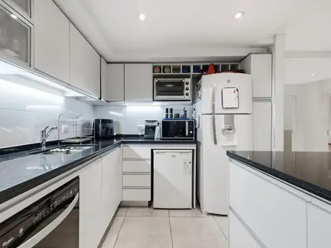 Departamento en Venta con 2 cocheras