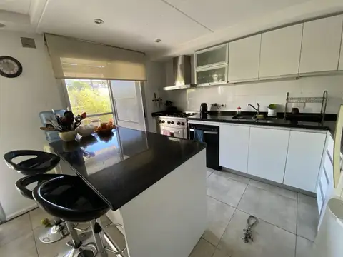 Departamento en Venta con 2 cocheras