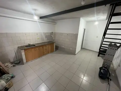 Depto Tipo Casa en Alquiler de 3 ambientes