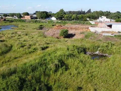 Terreno en Venta en Barrio Batan, USD 115.000