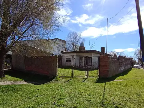 CASA 3 AMB. EN VENTA BARRIO LIBERTAD