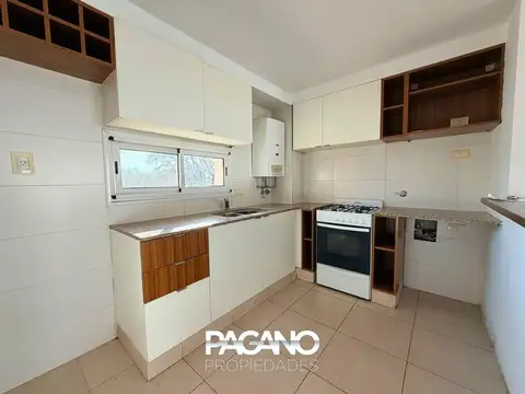 Departamento en Alquiler en Abasto, $ 550.000