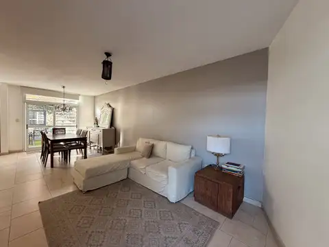 VENTA CASA DUPLEX 4 AMBIENTES EN BANFIELD