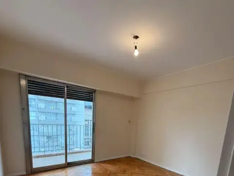 Departamento en Venta en Parque Rivadavia, USD 198.000