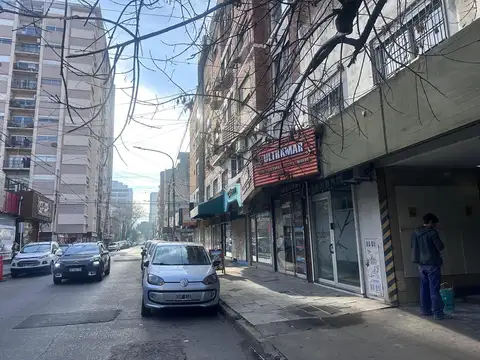 Alvear  al 630