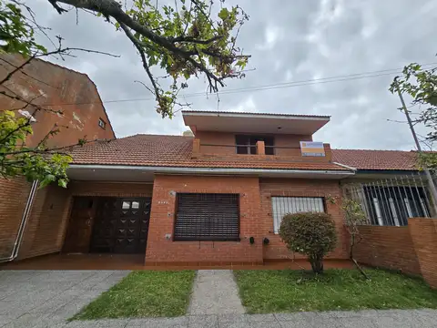 Departamento tipo casa en alquiler en Mar del Plata