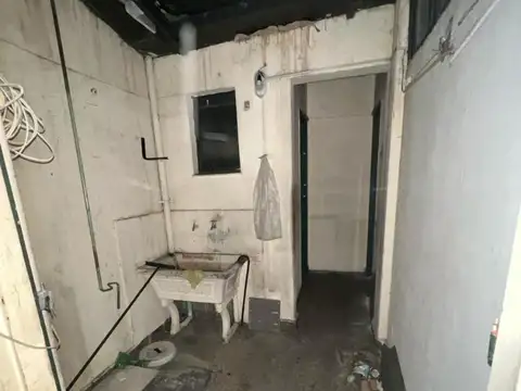 Local en Alquiler en Floresta, $ 900.000